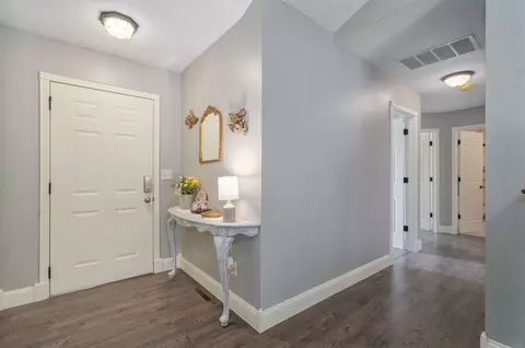 Entry Way - 403 Deer Run, Willard, MO 65781 photo 2 of 4