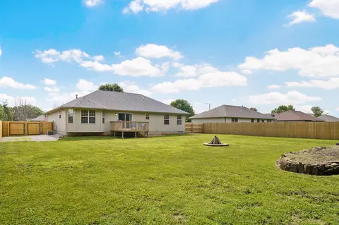 Exterior - 403 Deer Run, Willard, MO 65781 photo 8 of 12