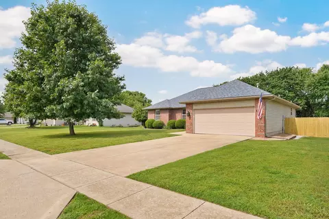 Exterior - 403 Deer Run, Willard, MO 65781 photo 2 of 12