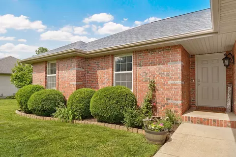 Exterior - 403 Deer Run, Willard, MO 65781 photo 3 of 12