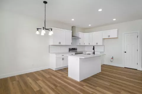Kitchen - 1005 W Jay St, Ozark, MO 65721 photo 1 of 3