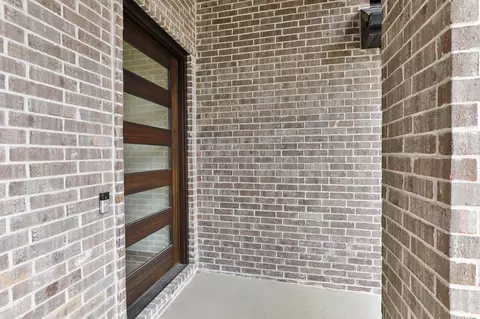 Entry Way - 1999 N Alysheba Ct, Springfield, MO 65802 photo 1 of 4