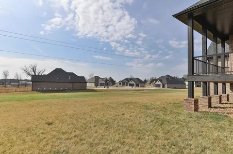 Exterior - 5546 E Cavalcade Ln, Springfield, MO 65802 photo 4 of 5