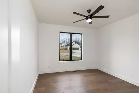 Bedroom - 5546 E Cavalcade Ln, Springfield, MO 65802 photo 4 of 7