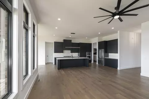 Living - 5546 E Cavalcade Ln, Springfield, MO 65802 photo 4 of 4