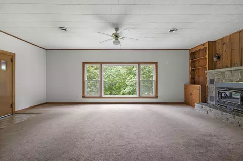 Living - 645 S Assisi Way, Republic, MO 65738 photo 3 of 15