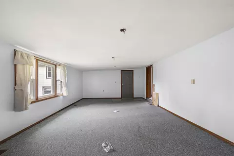 Living - 645 S Assisi Way, Republic, MO 65738 photo 9 of 15