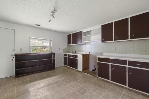Kitchen - 645 S Assisi Way, Republic, MO 65738 photo 6 of 6
