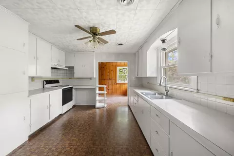 Kitchen - 645 S Assisi Way, Republic, MO 65738 photo 1 of 6