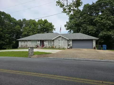 89 James River Rd, Kimberling City, MO 65686