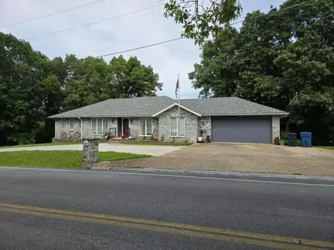 89 James River Rd, Kimberling City, MO 65686