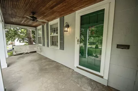 Exterior - 800 S Delaware Ave, Springfield, MO 65802 photo 10 of 10