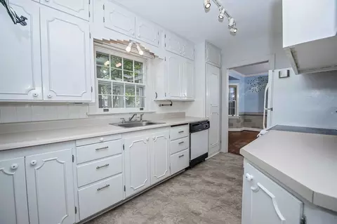 Kitchen - 800 S Delaware Ave, Springfield, MO 65802 photo 2 of 3