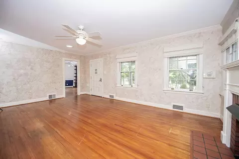 Living - 800 S Delaware Ave, Springfield, MO 65802 photo 2 of 4