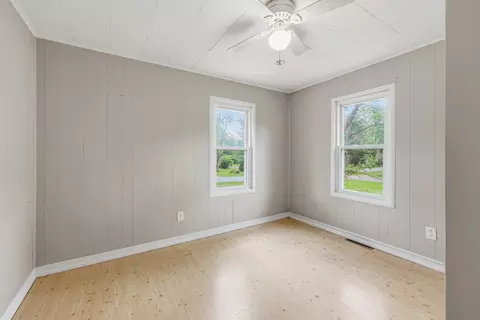 Bedroom - 2751 W Walnut St, Springfield, MO 65802 photo 1 of 3