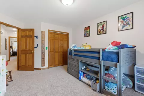 Bedroom - 4661 S Warren Ave, Springfield, MO 65810 photo 5 of 6