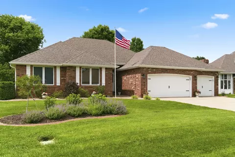 Exterior - 4661 S Warren Ave, Springfield, MO 65810 photo 2 of 9