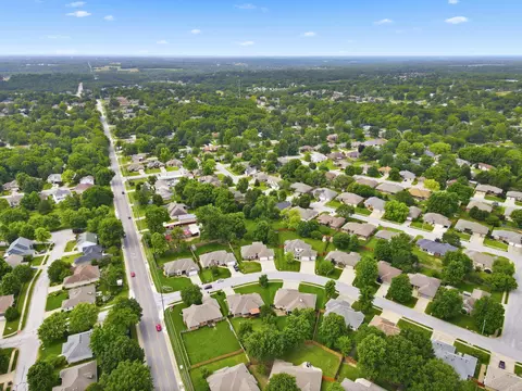 View/Area - 4661 S Warren Ave, Springfield, MO 65810 photo 5 of 6