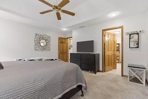 Bedroom - 4661 S Warren Ave, Springfield, MO 65810 photo 2 of 6
