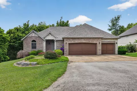 152 Dry Creek Ln, Highlandville, MO 65669