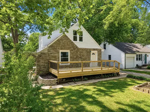 Exterior - 1451 E University St, Springfield, MO 65804 photo 2 of 12