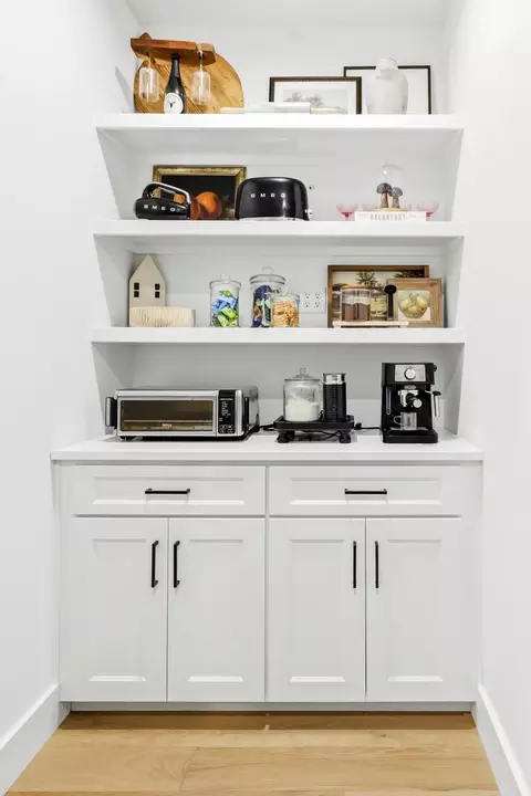 Kitchen - 1523 N Meadowood Ave, Springfield, MO 65802 photo 5 of 5