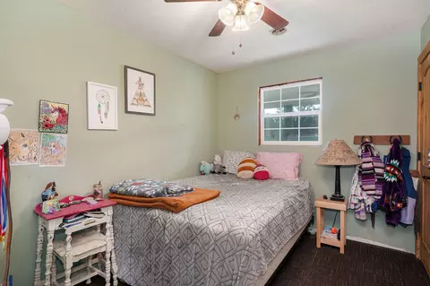 Bedroom - 924 Plank School Rd, Marshfield, MO 65706 photo 3 of 4