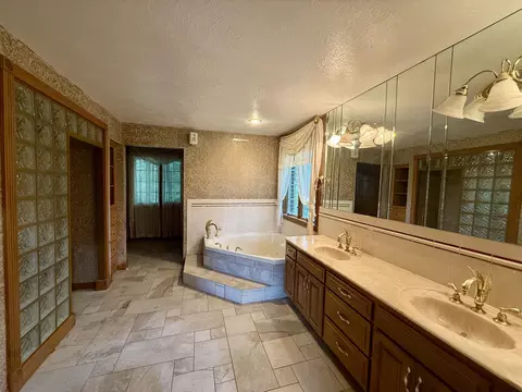1908 Center Rd, Ozark, MO 65721 photo 4