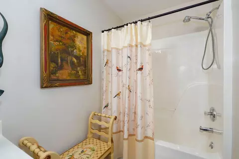 Bath - 4847 S Clay Ct, Springfield, MO 65810 photo 6 of 7