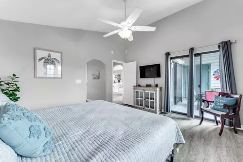 Bedroom - 2700 Green Mountain Dr #5, Branson, MO 65616 photo 3 of 5