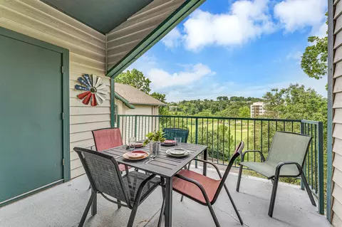 Exterior - 2700 Green Mountain Dr #5, Branson, MO 65616 photo 1 of 6