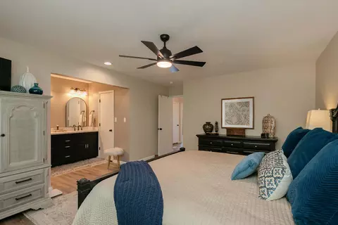 Bedroom - 4845 S Ash Ave, Springfield, MO 65804 photo 2 of 6