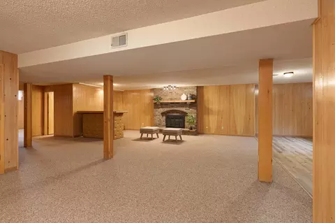 Living - 4845 S Ash Ave, Springfield, MO 65804 photo 4 of 4
