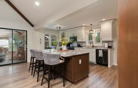 Kitchen - 4845 S Ash Ave, Springfield, MO 65804 photo 1 of 6