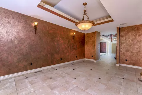 Living - 20478 Lawrence 2180, Aurora, MO 65605 photo 4 of 6