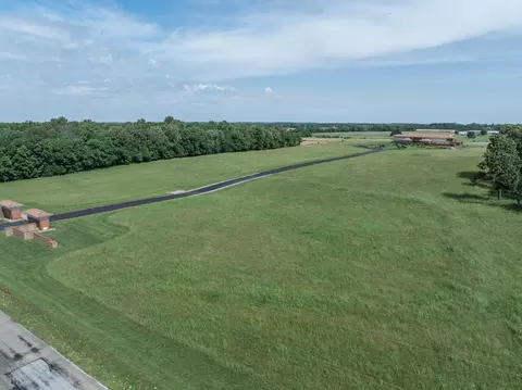 View/Area - 20478 Lawrence 2180, Aurora, MO 65605 photo 2 of 8