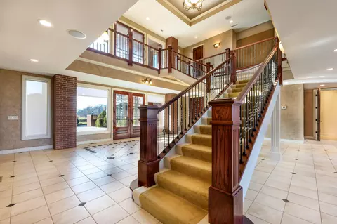 Entry Way - 20478 Lawrence 2180, Aurora, MO 65605 photo 1 of 8