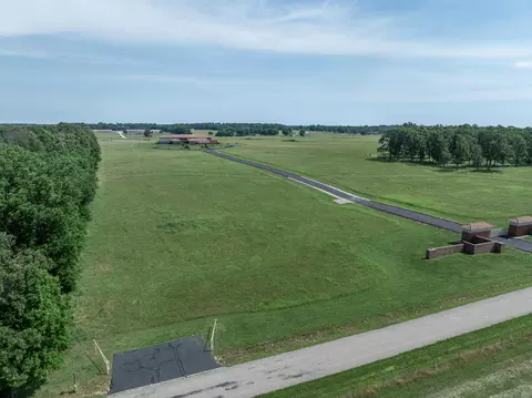 View/Area - 20478 Lawrence 2180, Aurora, MO 65605 photo 3 of 8