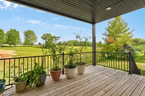 Exterior - 3630 N Thistlewood Ct, Springfield, MO 65803 photo 10 of 10