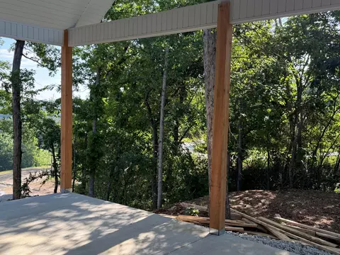 Exterior - 2 Magnolia Rdg, Branson, MO 65616 photo 3 of 3