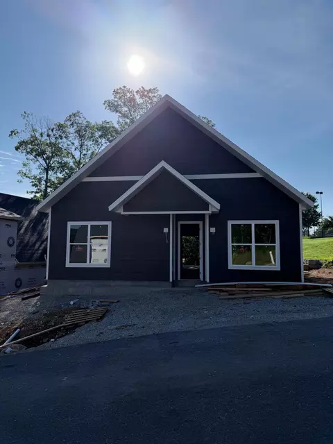 Exterior - 2 Magnolia Rdg, Branson, MO 65616 photo 2 of 3