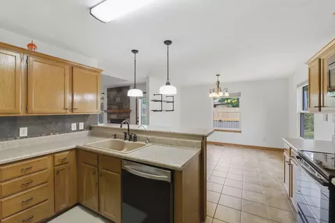 Kitchen - 503 Spruce Ave, Nixa, MO 65714 photo 4 of 4