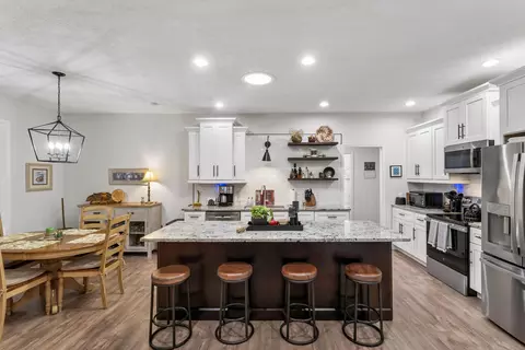 Kitchen - 852 E Turnbridge St, Springfield, MO 65810 photo 1 of 3
