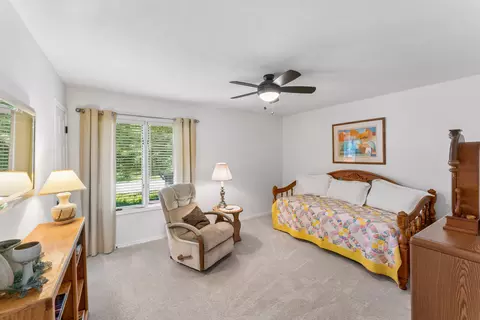 Bedroom - 852 E Turnbridge St, Springfield, MO 65810 photo 4 of 4