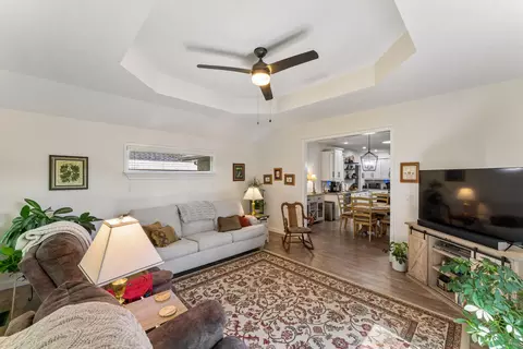 Living - 852 E Turnbridge St, Springfield, MO 65810 photo 4 of 4