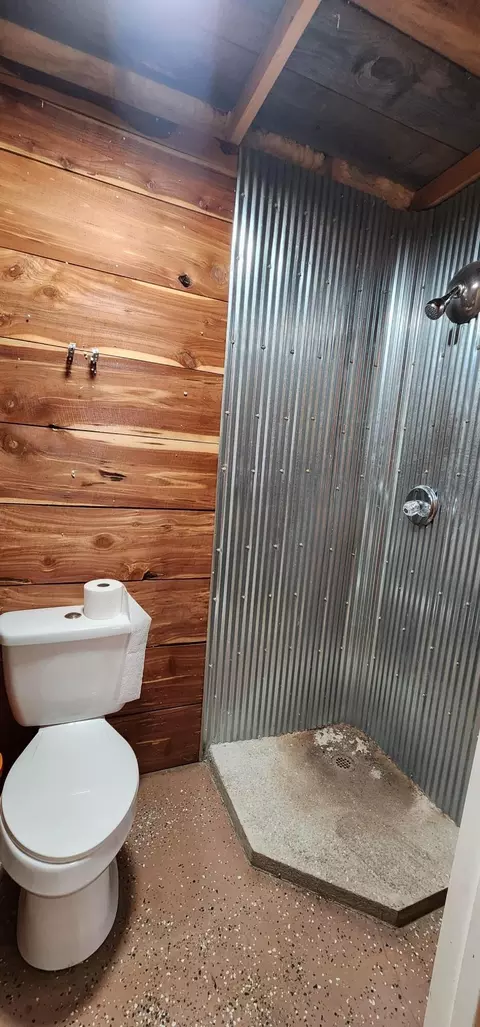 Bath - 17529 St Highway U, Ava, MO 65608 photo 6 of 9