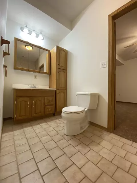 Bath - 17529 St Highway U, Ava, MO 65608 photo 8 of 9