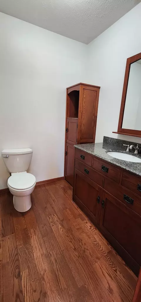 Bath - 17529 St Highway U, Ava, MO 65608 photo 1 of 9
