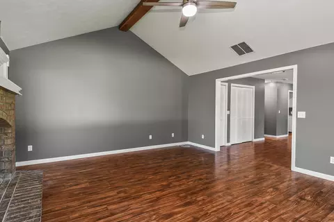 Living - 3351 W Driftwood Ct, Springfield, MO 65807 photo 1 of 7