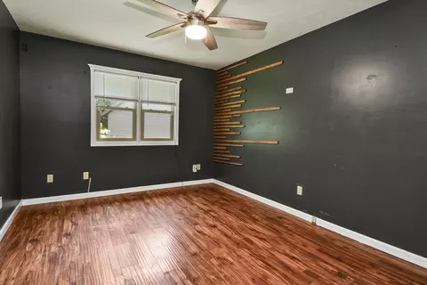 Bedroom - 3351 W Driftwood Ct, Springfield, MO 65807 photo 8 of 9